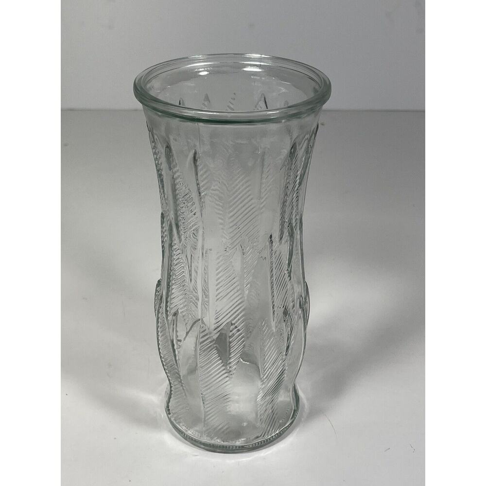 Vintage E O Brody‎ Clear Glass Feather and Dart Pattern Vase 8.5” Tall 1960’s